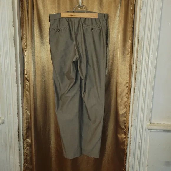 Lauren Ralph Lauren Men's Pants - Picture 10 of 11
